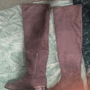 Elegant Black Over-the-Knee Boots